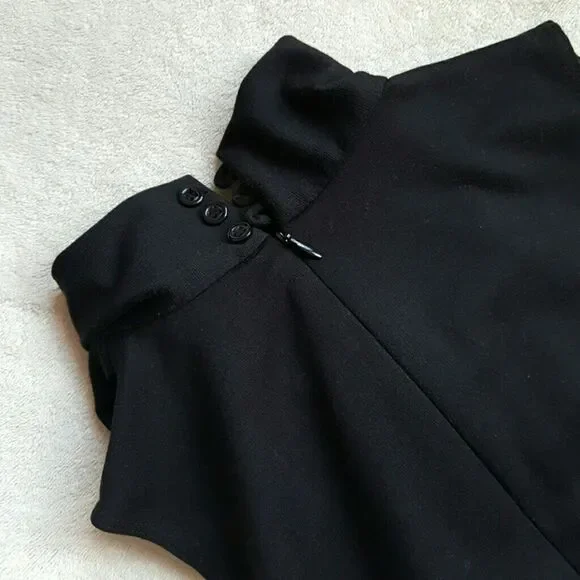 J cooper lbd, w/neck tie and back zip. athleisure - Picture 5 of 5